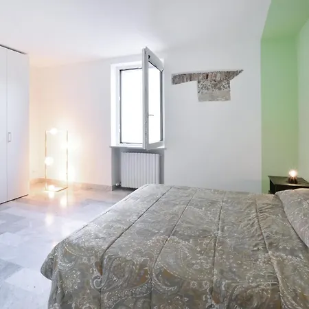 Apartment 2 Bedroom Beautiful In San Martino Buon