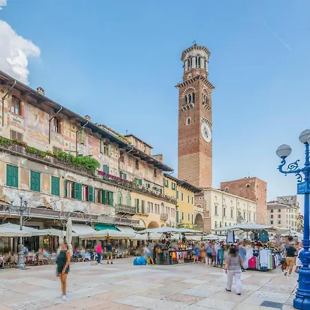 2 Bedroom Beautiful In San Martino Buon *